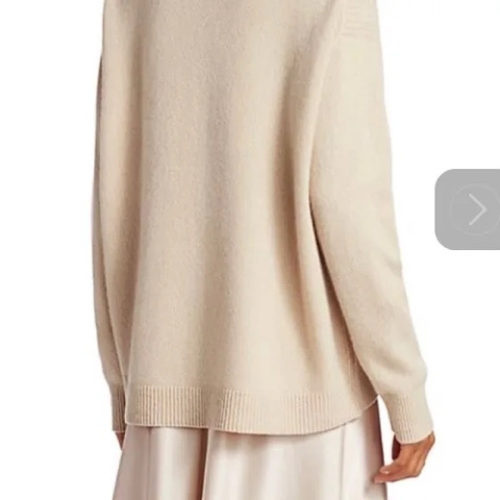 Alice + Olivia Daphney Turtleneck Tunic Sweater 
Oatmeal Size S - Picture 6 of 14